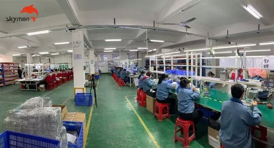 Ultrasonik Pembersihan Kotak Gir Mandi Menghilangkan Lemak, Minyak dan Splashes Logam